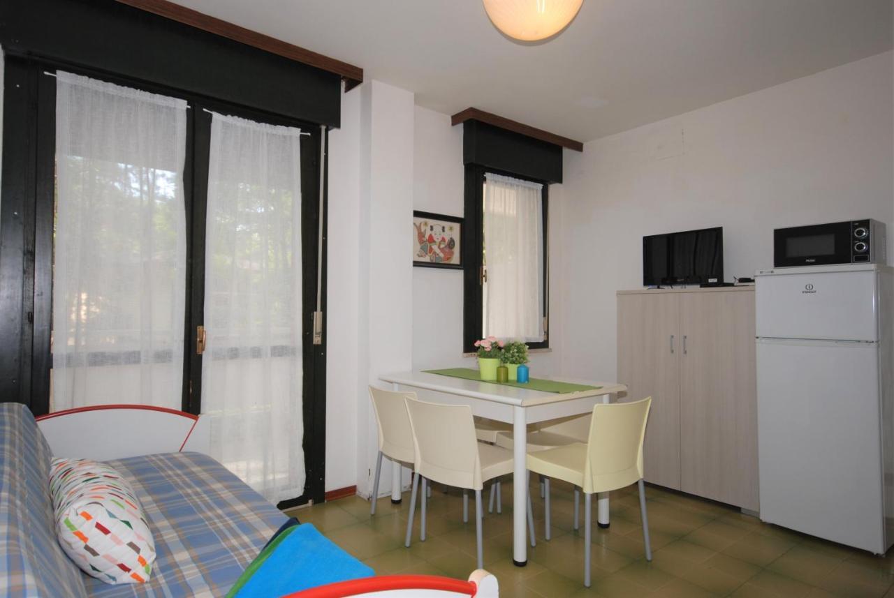 Residenza La Meridiana Lignano Sabbiadoro Eksteriør billede